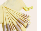 13-delni set kistova za šminkanje u žutoj boji