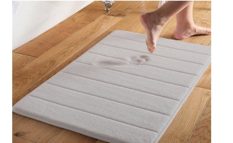 2 podloge od memorijske pjene za kupaonicu u boji po izboru