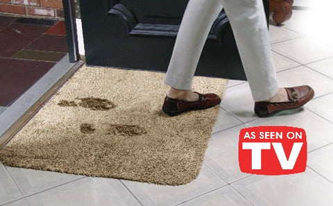 'Magični otirač' sa super upijajućim vlaknima, brzo apsorbira vodu i blato (pogledajte video