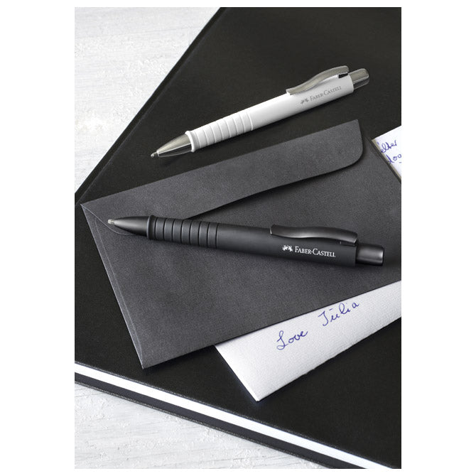Olovka kemijska gumirana poly ball urban xb faber castell 241190 crna