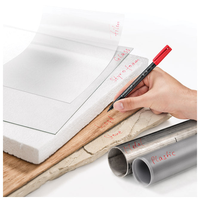 MARKER PERMANENTNI 0,4MM RECIKLIRANI LUMOCOLOR STAEDTLER 313-2 CRVENI