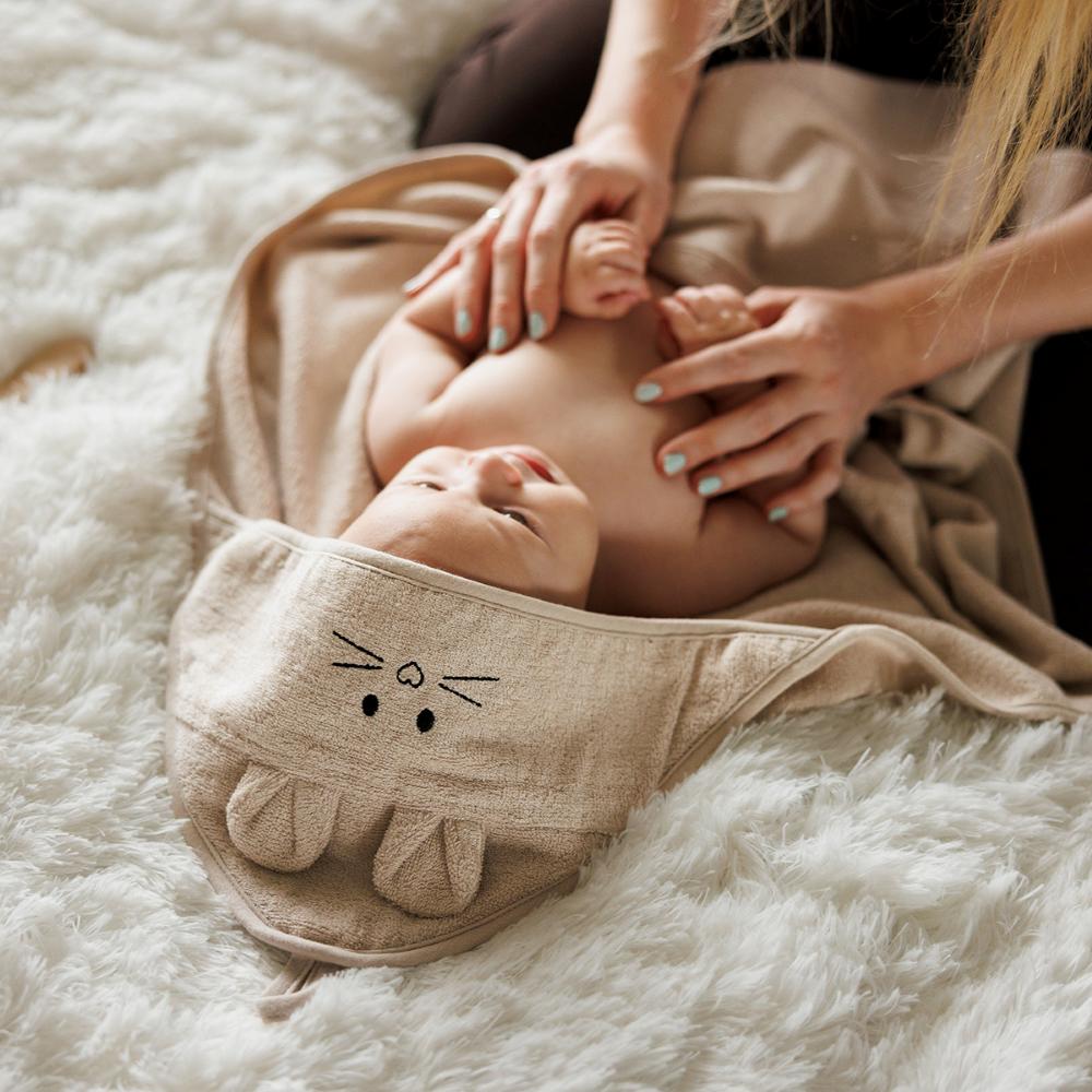 BabyOno Ručnik bambus 100x100 cm, with ears, svijetlo bež
