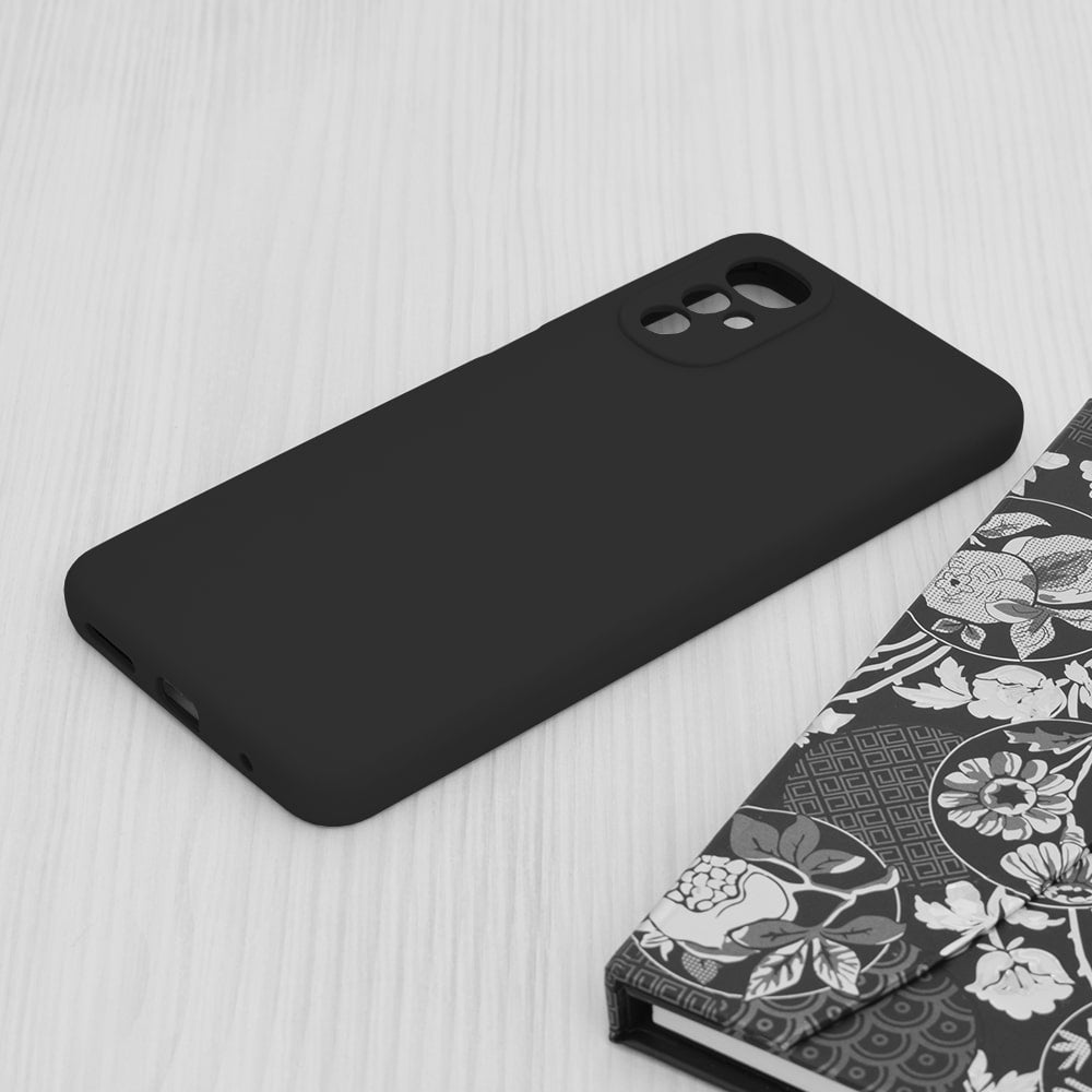 Techsuit Soft Edge Silicone maska za Motorola Moto G22 crna
