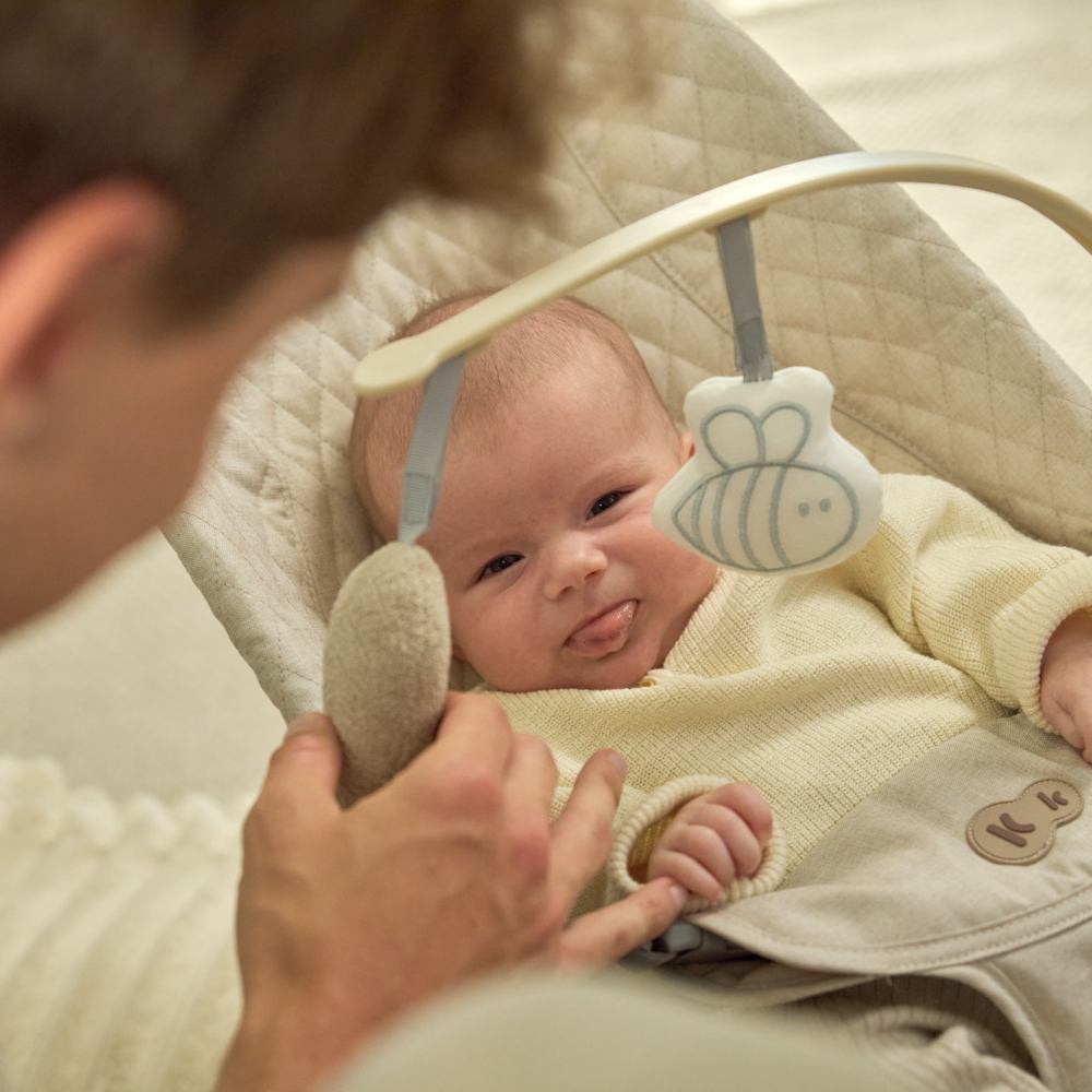 Kinderkraft Ležaljka MIMI, svijetlo siva