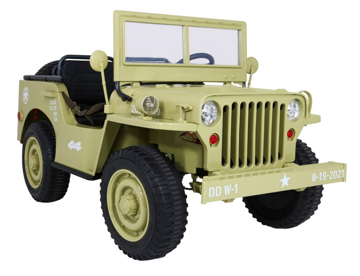 Retro Military Vehicle 4x4 Sand