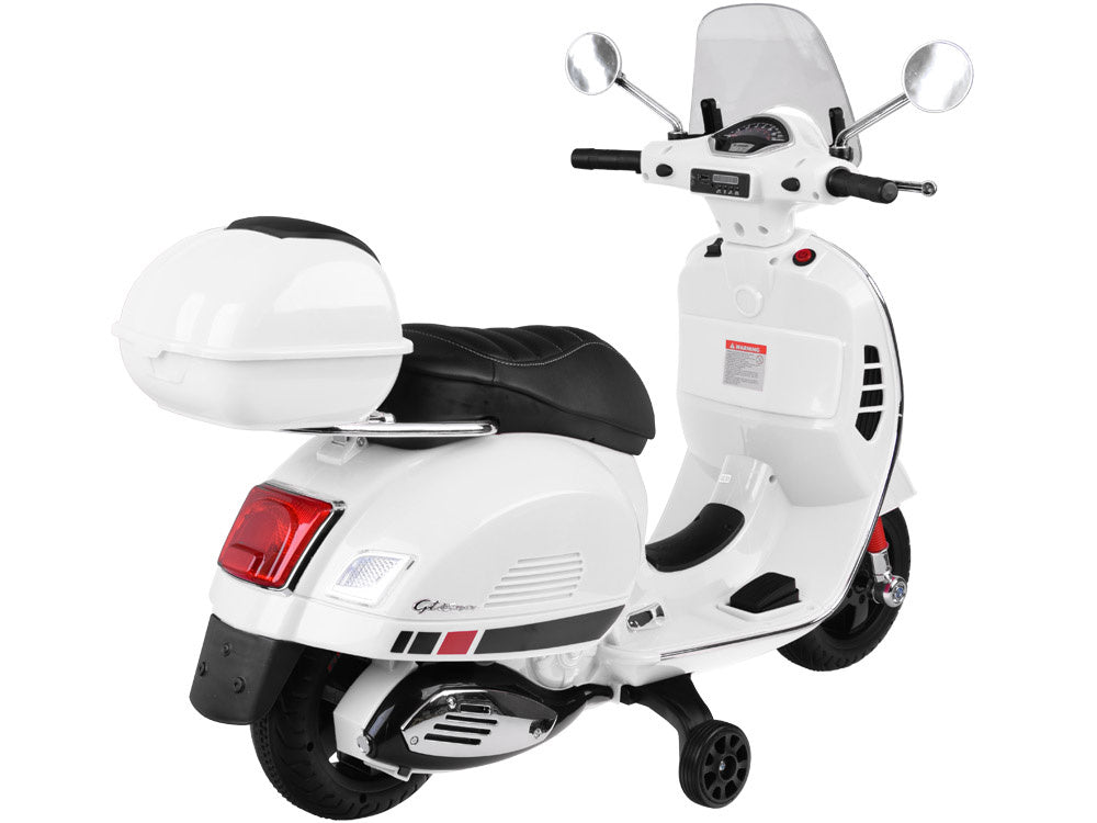 VESPA GTS Super AKU bijela