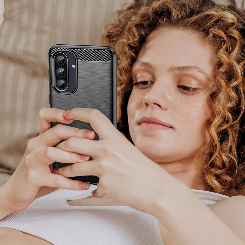 Techsuit Carbon Silicone maska za Samsung Galaxy A27 5G – crna