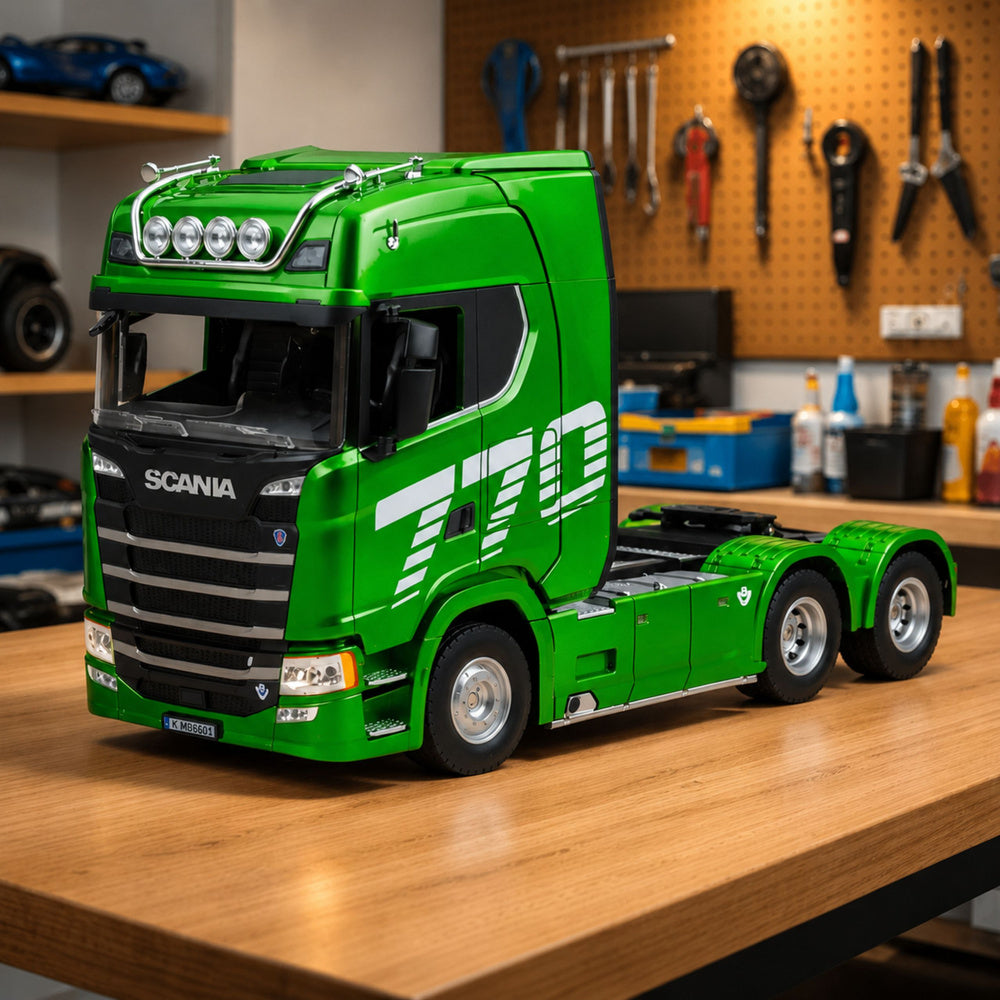 Licencirani kamion na daljinsko upravljanje Scania Huina 1:18 - zeleni