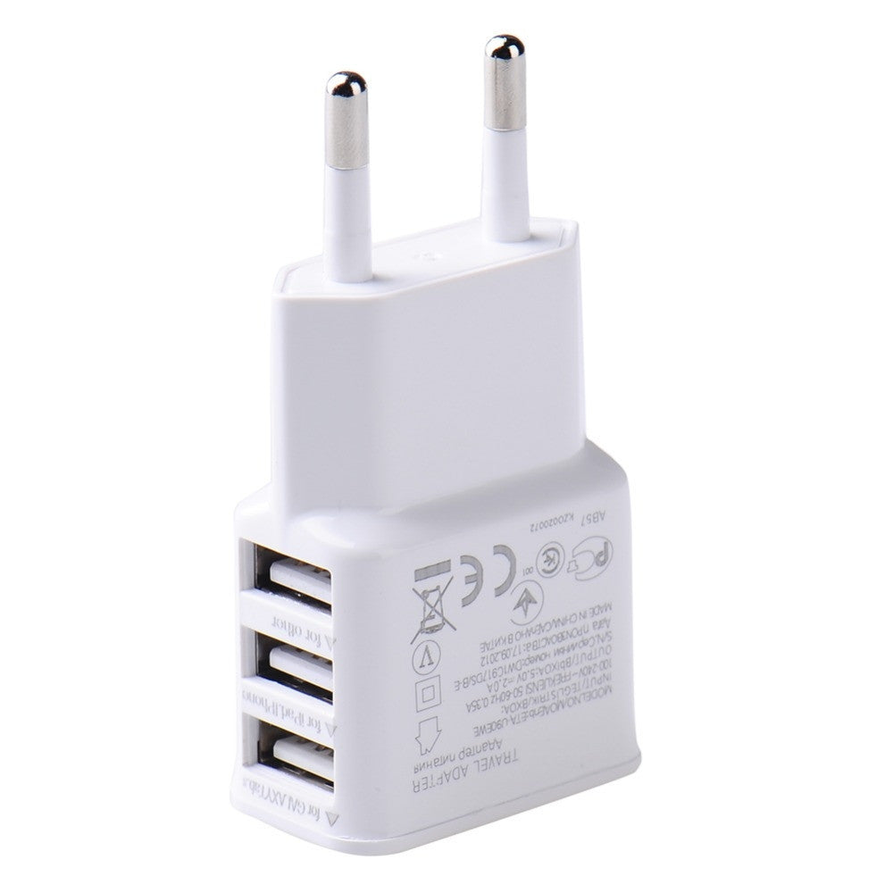 Punjač sa 3 USB ulaza za mobilne telefone, tablete, MP3 plejere i sl.,