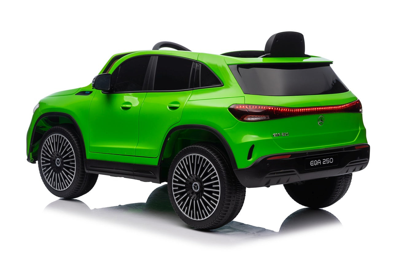 Licencirani auto na akumulator Mercedes Benz EQA 250 4x4 - zeleni