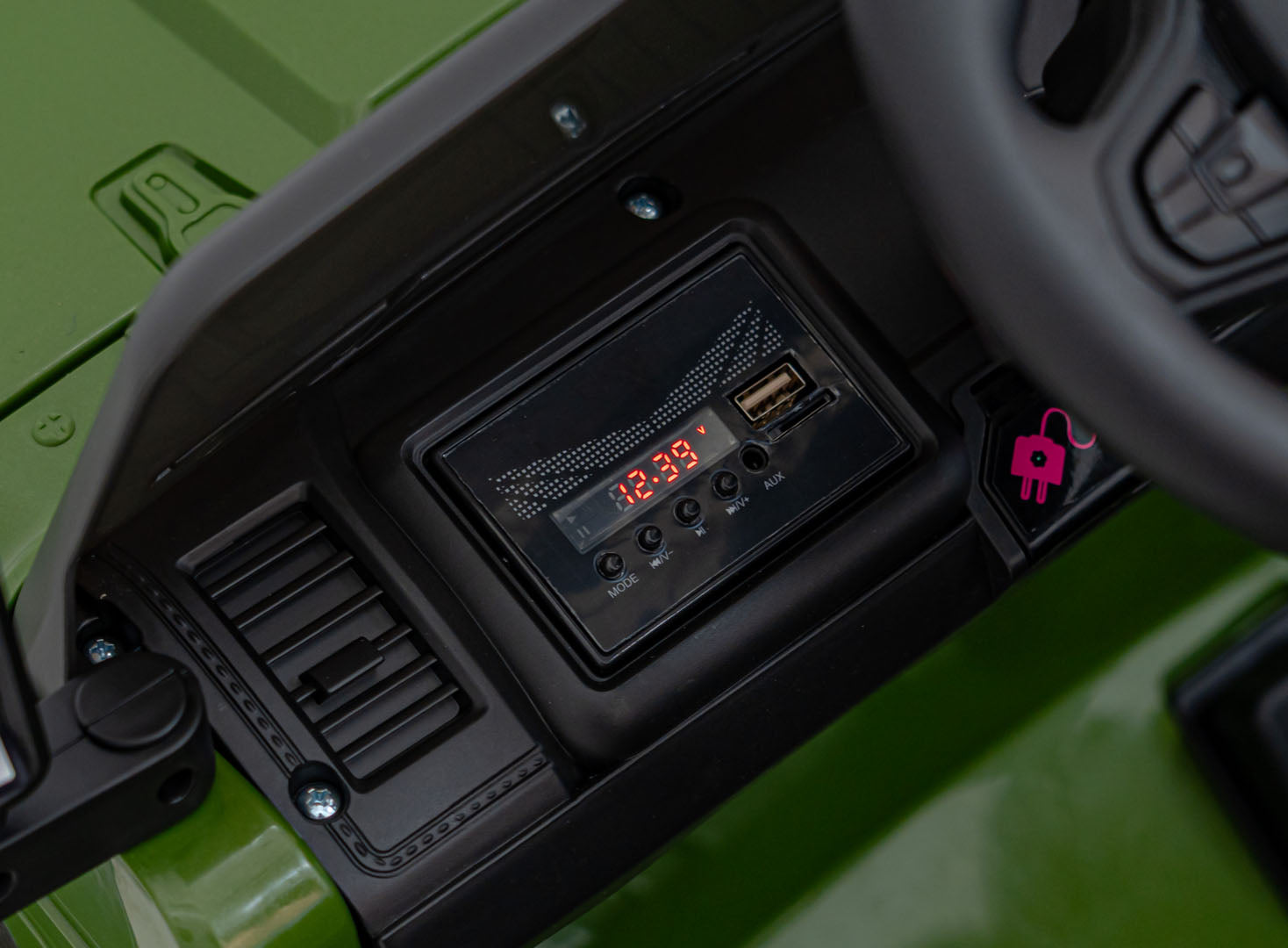Auto na akumulator Off Road MOUNTAIN - zeleni