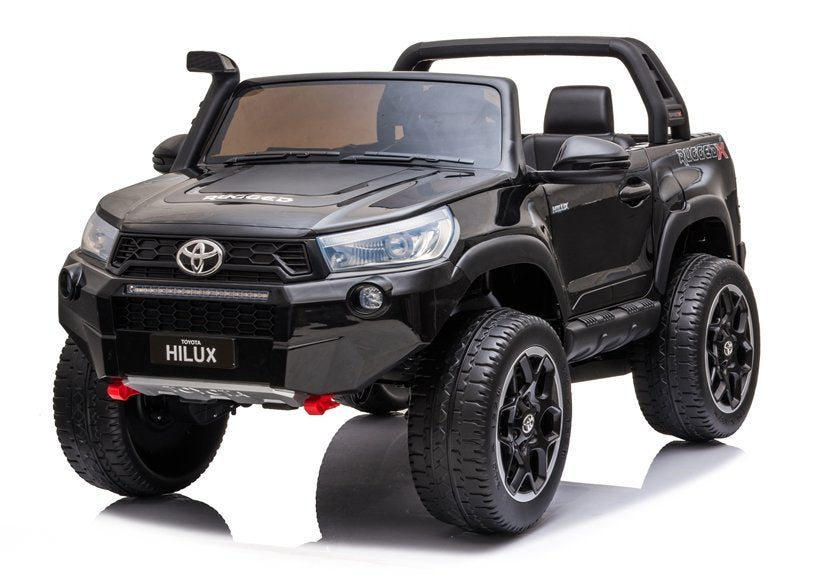 Licencirani auto na akumulator Toyota Hilux 4x4 - dvosjed - crni/lakirani