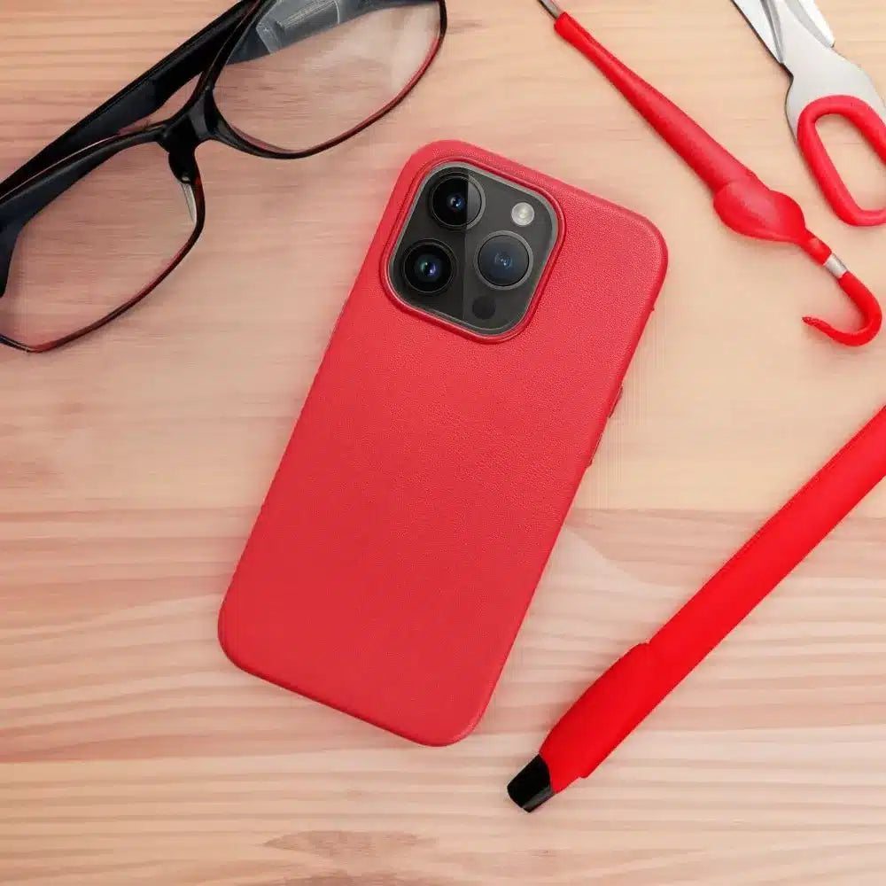 Kožna Mag Cover maska kompatibilna s MagSafe za iPhone 15 crvena