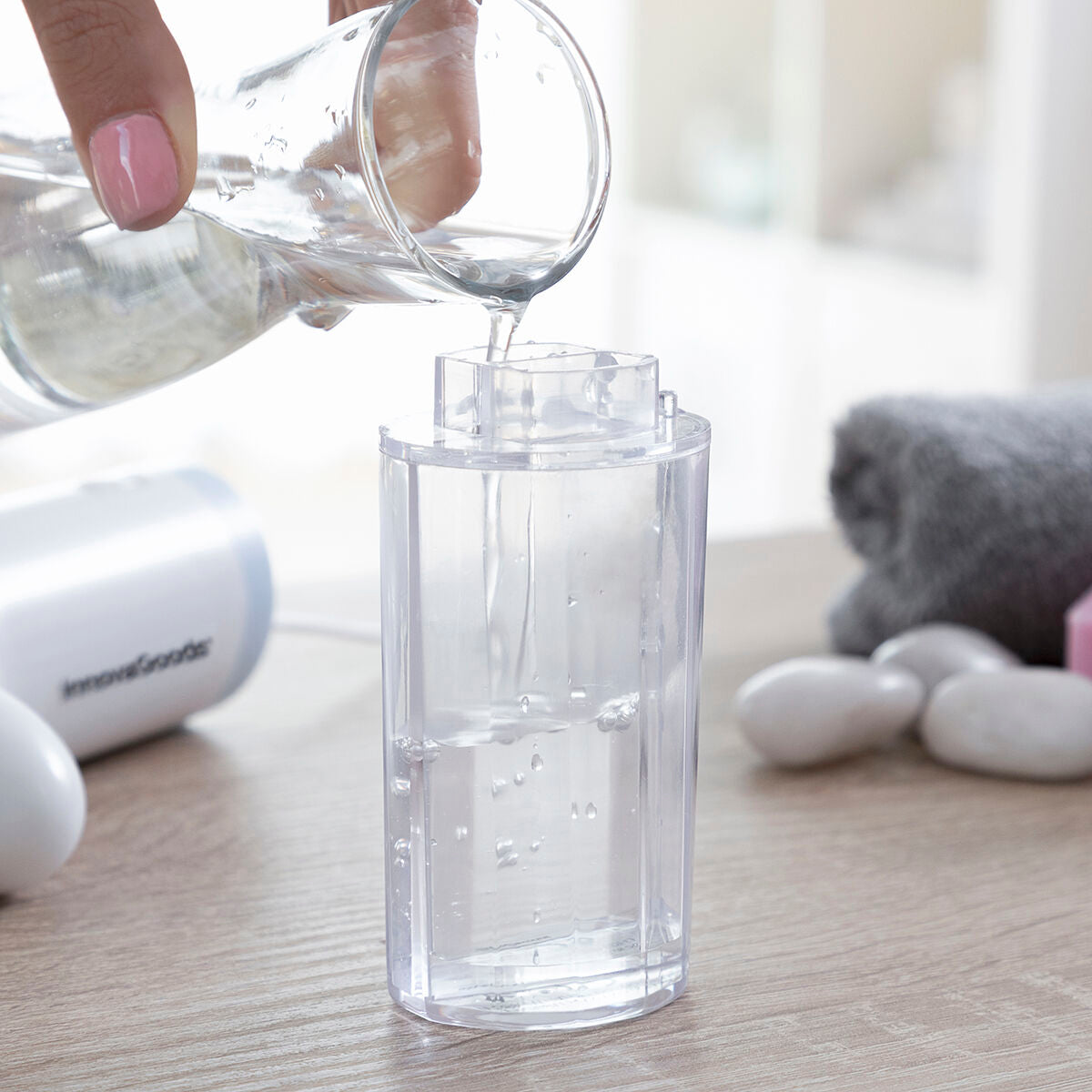 Paket Vibepure InnovaGoods punjivi hidrolimpijač lica nečistoća i gel za čišćenje lica kombucha 200 ml