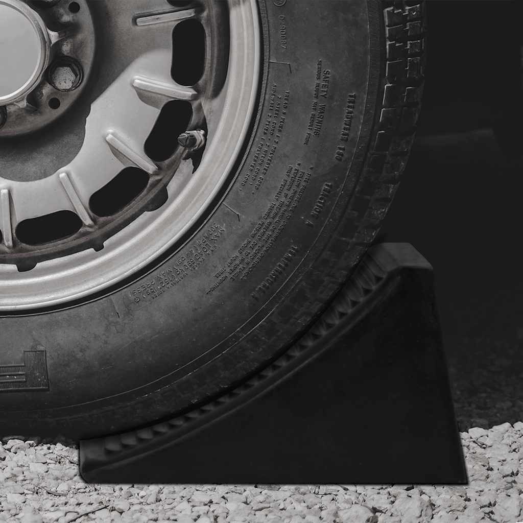 Podmetači za kotače 4 kom 16 x 9 x 9 cm gumeni