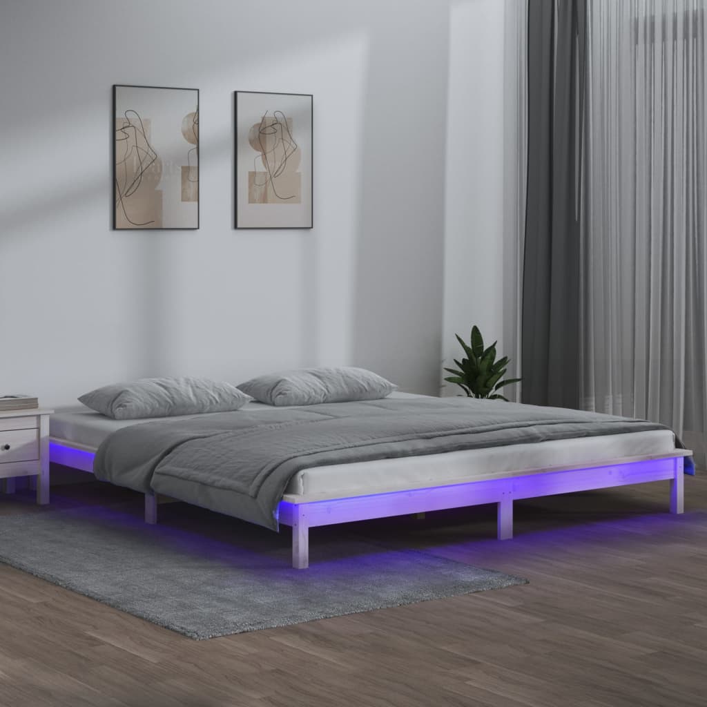 LED okvir kreveta bijeli 135 x 190 cm bračni od masivnog drva
