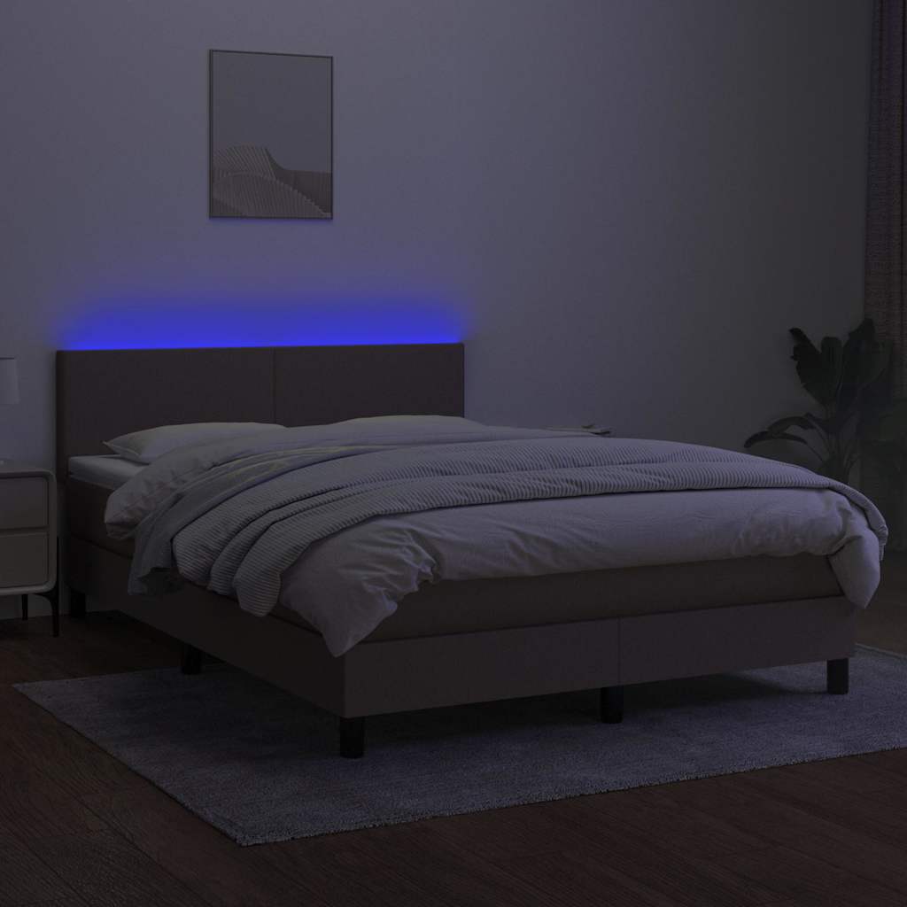 Krevet box spring s madracem LED smeđesivi 140x190 cm tkanina