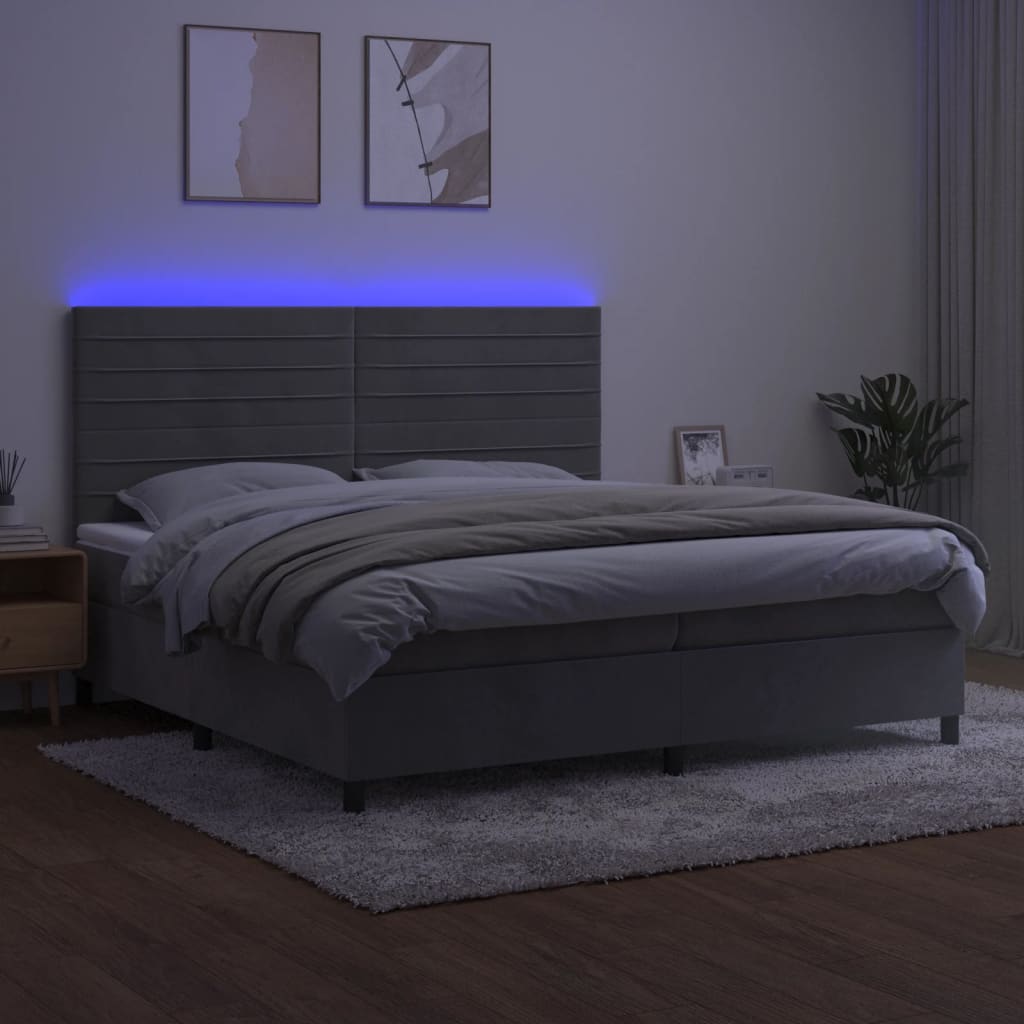 Krevet box spring s madracem LED svjetlosivi 200x200 cm baršun