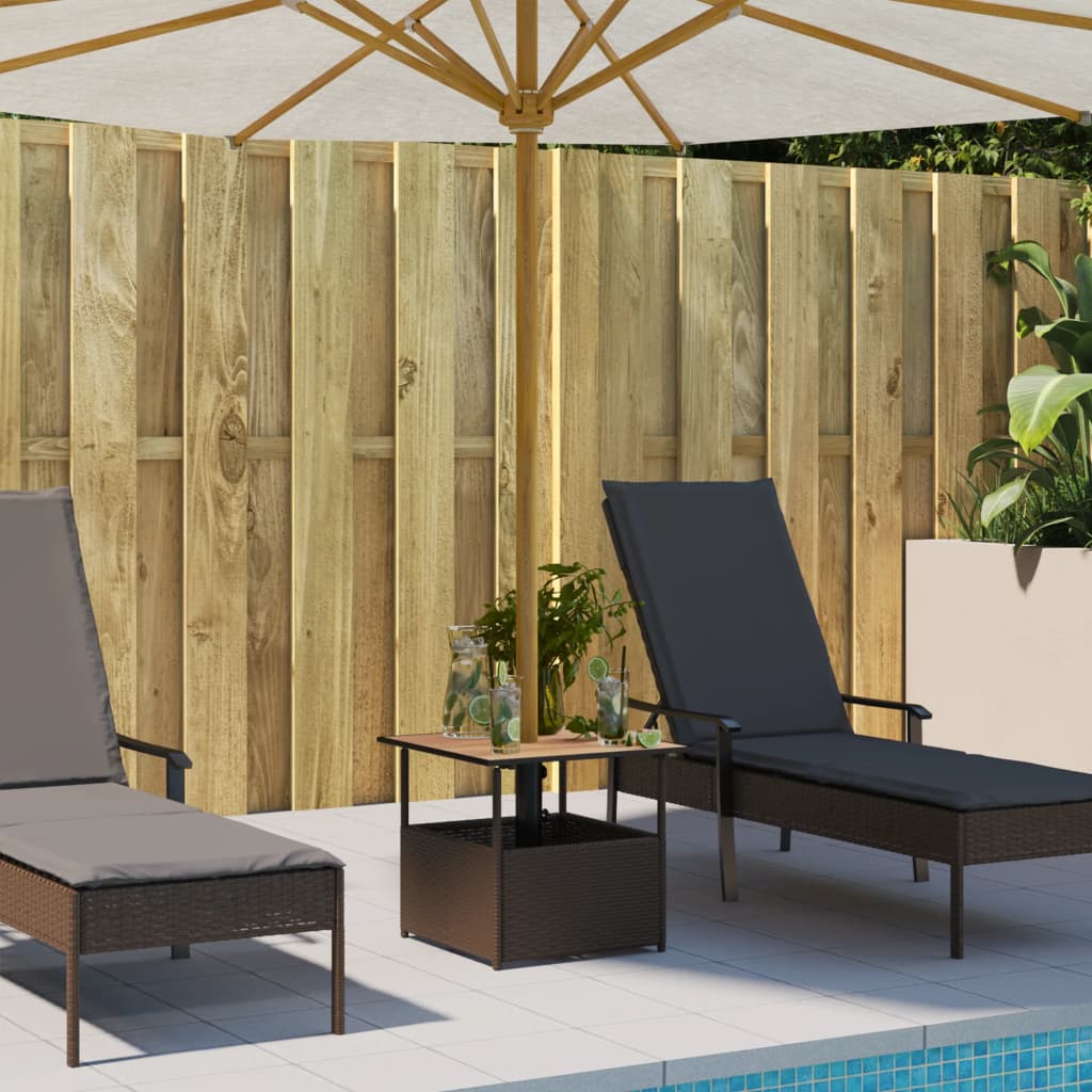 Vrtni stol s rupom za suncobran smeđi 55x55x46,5 cm poliratan