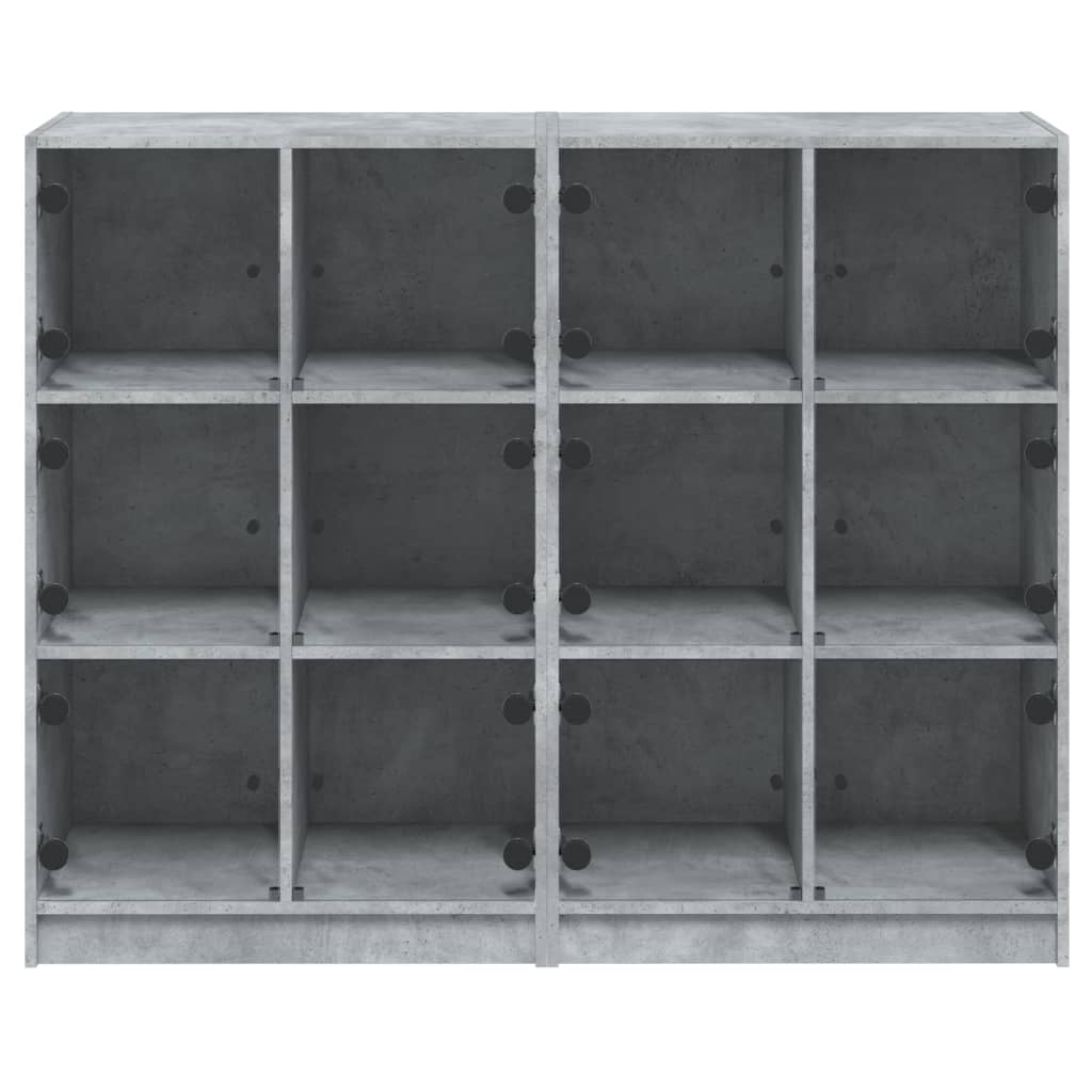 Regal za knjige s vratima boja betona 136 x 37 x 109 cm drveni