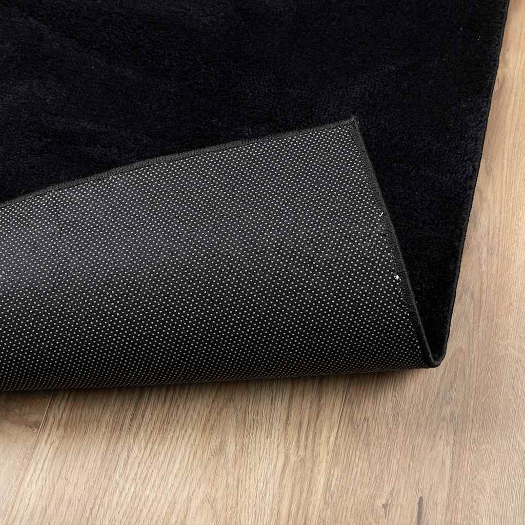 Tepih OVIEDO kratkih vlakana crni 160 x 230 cm