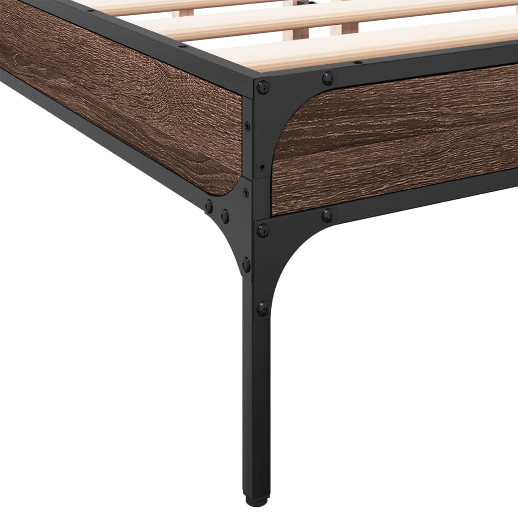Okvir za krevet smeđi hrast 135x190cm konstruirano drvo i metal