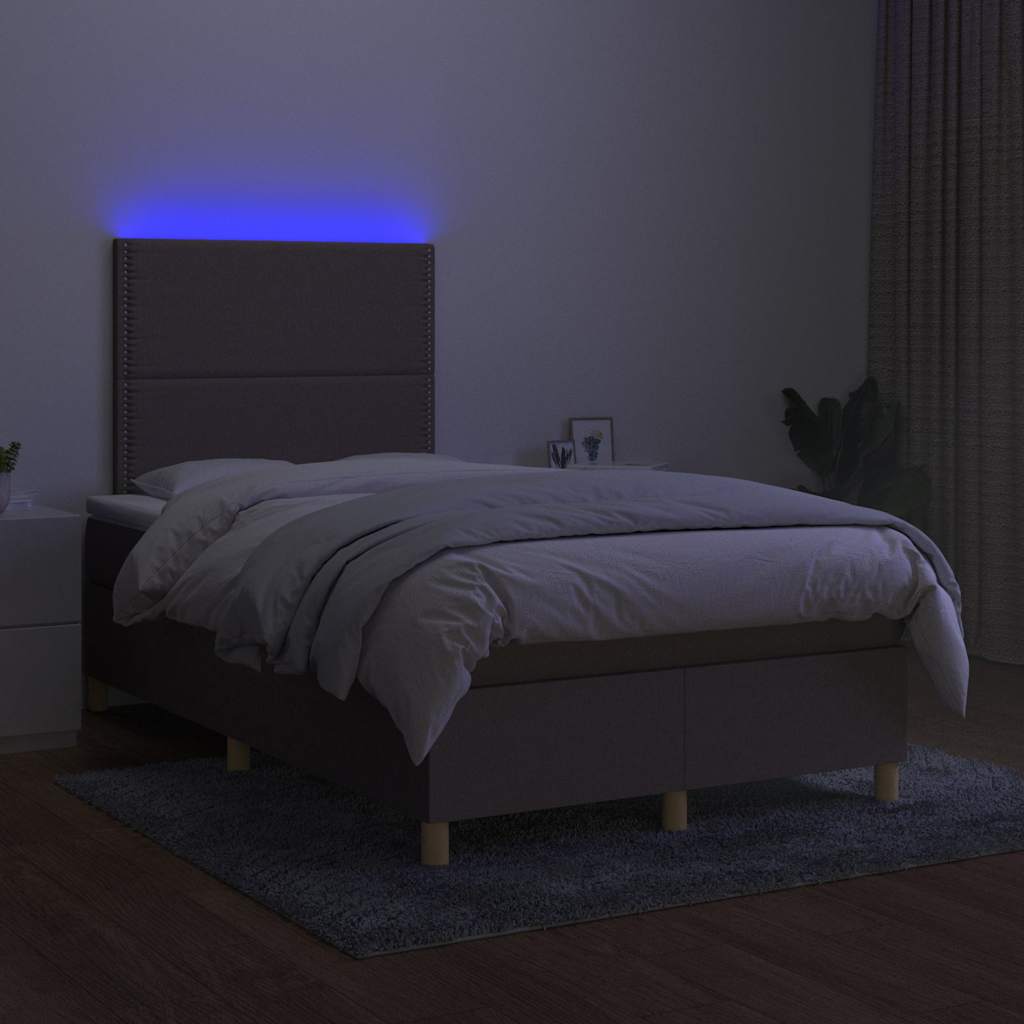 Krevet s oprugama i madracem LED smeđesivi 120x190cm od tkanine