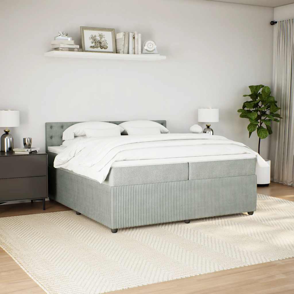 Krevet s oprugama i madracem svjetlosivi 200x200 cm baršunasti