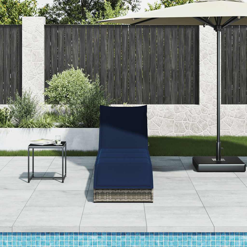Sklopiva ležaljka za sunčanje s jastukom i prostorom odlaganje