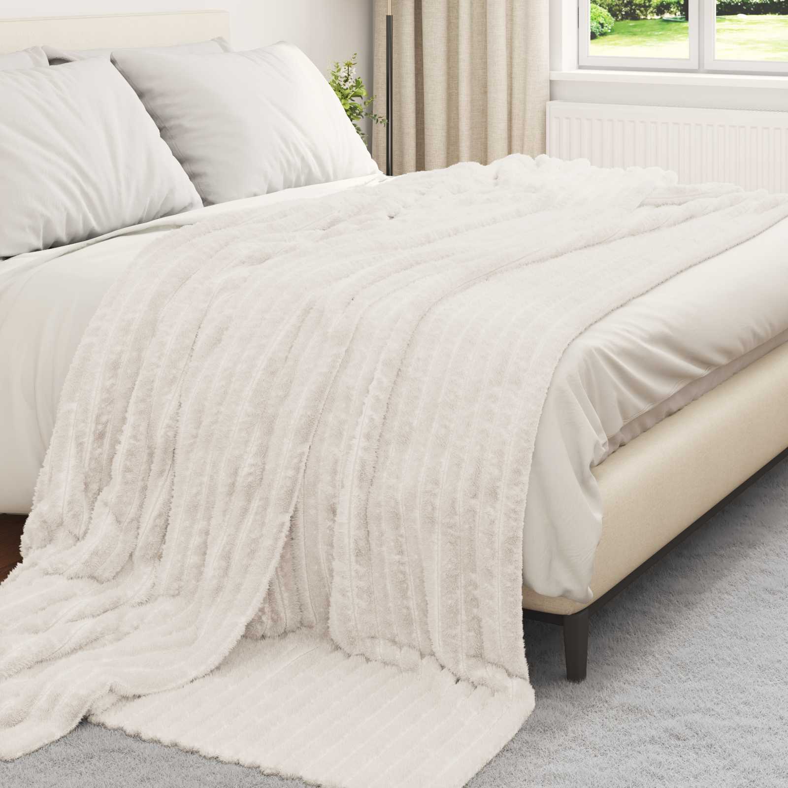 Pokrivači za bacanje 6 pcs Krema 270 x 240 cm Runo
