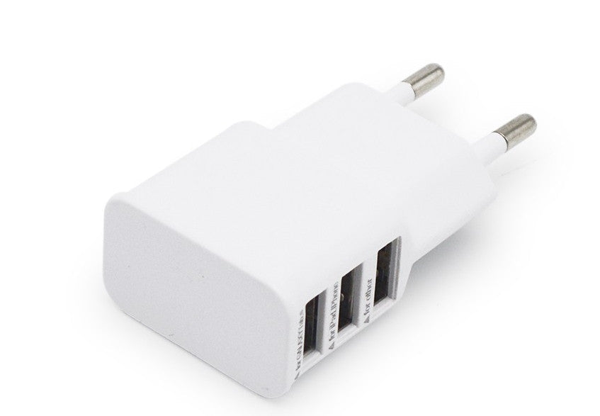 Punjač sa 3 USB ulaza za mobilne telefone, tablete, MP3 plejere i sl.,