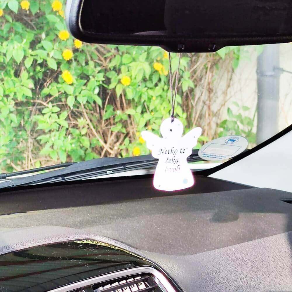 Privjesak za auto - ANĐEO  Vozi polako Š1231
