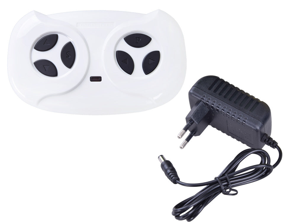 Crveni traktor s prikolicom AKU
