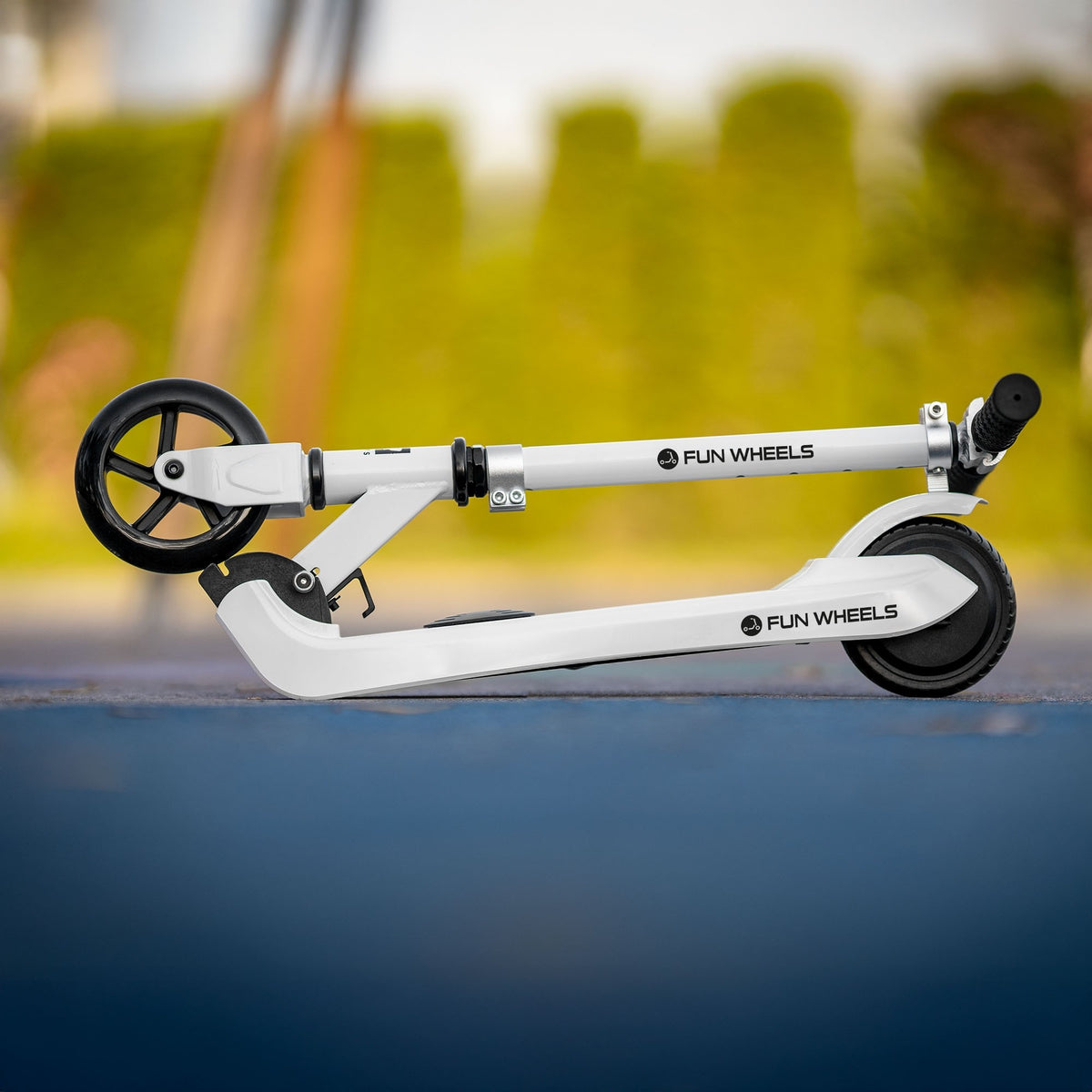 Električni romobil FUN WHEEL - bijeli