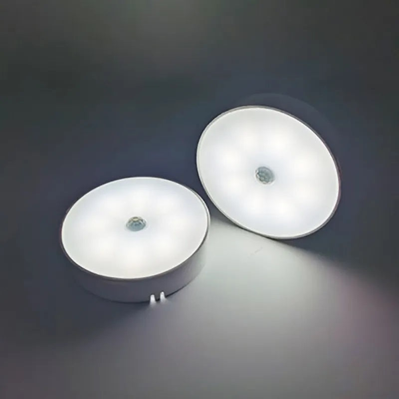 Punjiva USB lampa sa senzorom pokreta