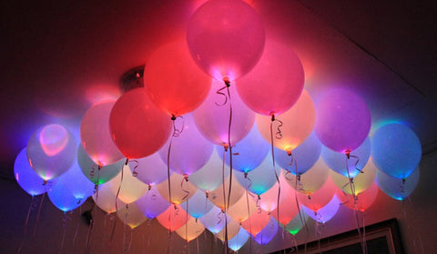 20 komada svjetlećih LED balona u različitim bojama